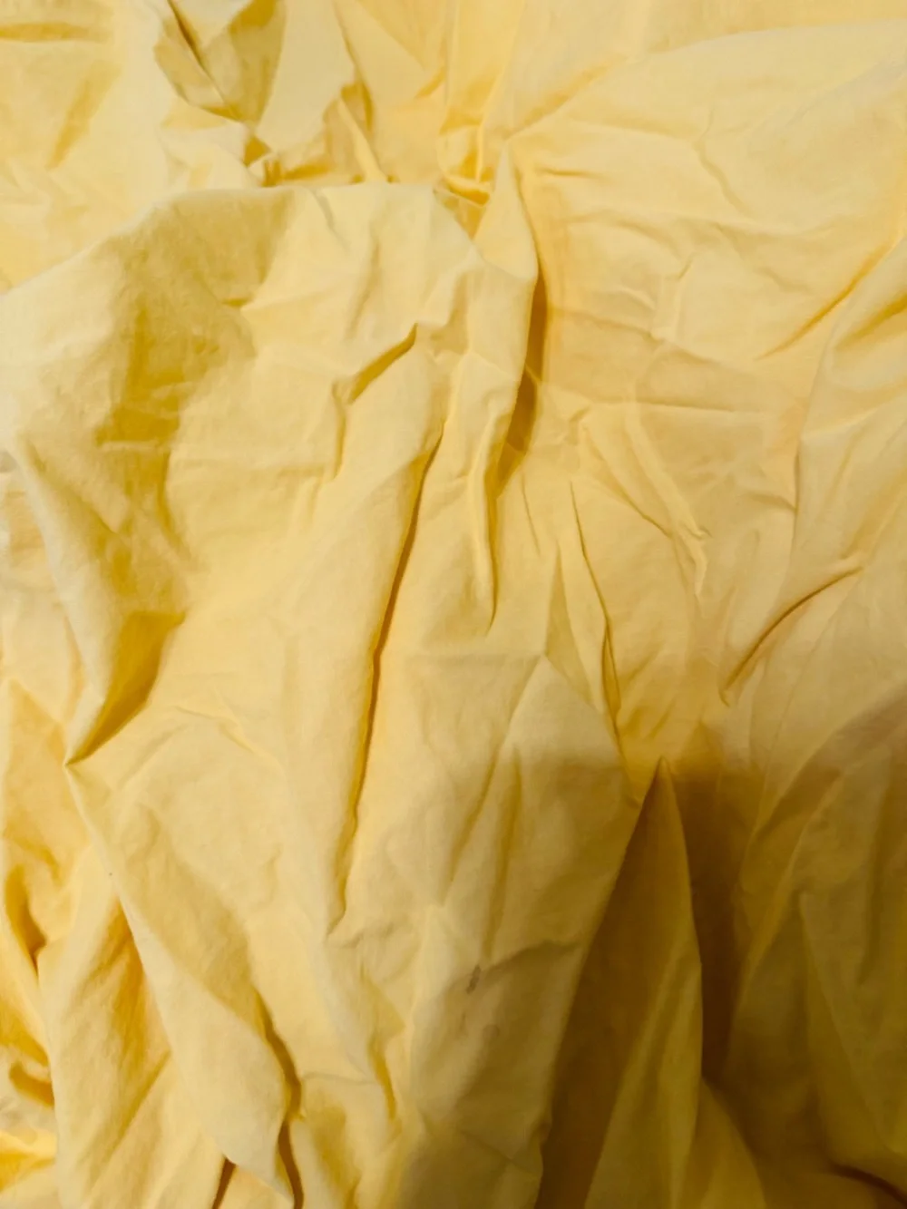 4 x 36$ PROMOTION Yellow Fitted Cotton Sheet- FLAW